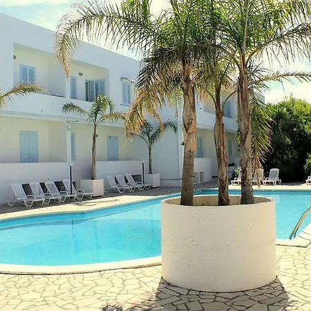 Blumarine Club 3* Ostuni