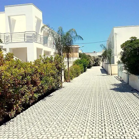 Blumarine Club 3* Ostuni